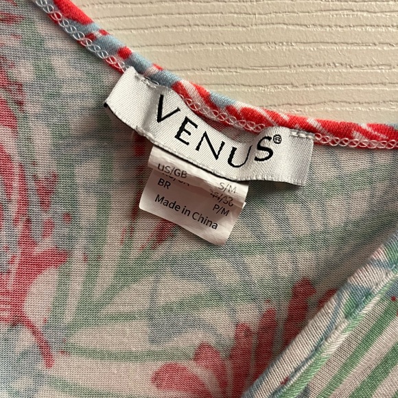 VENUS Tropical Print Blouse with One Sided Strappy Shoulder S/M - Picture 2 of 5
